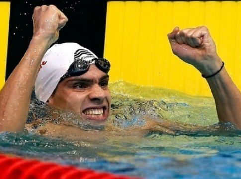 Πανελλήνιο ρεκόρ ο Βαζαίος στα 400μ. μικτή ατομική