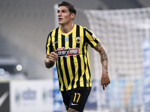 ΑΕΚ – Παίρνει φανέλα βασικού ο Τσούμπερ με ΟΦΗ