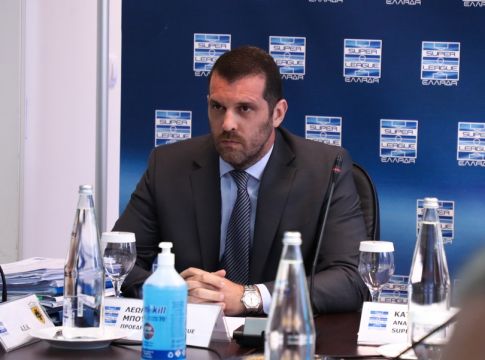 Παραιτήθηκε από την προεδρία της Super League ο Μπουτσικάρης