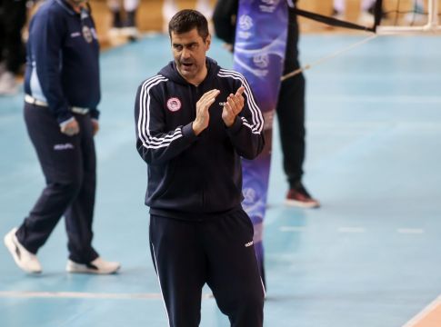 Καζάζης – «Στόχος μας είναι να πάρουμε όλους τους τίτλους»