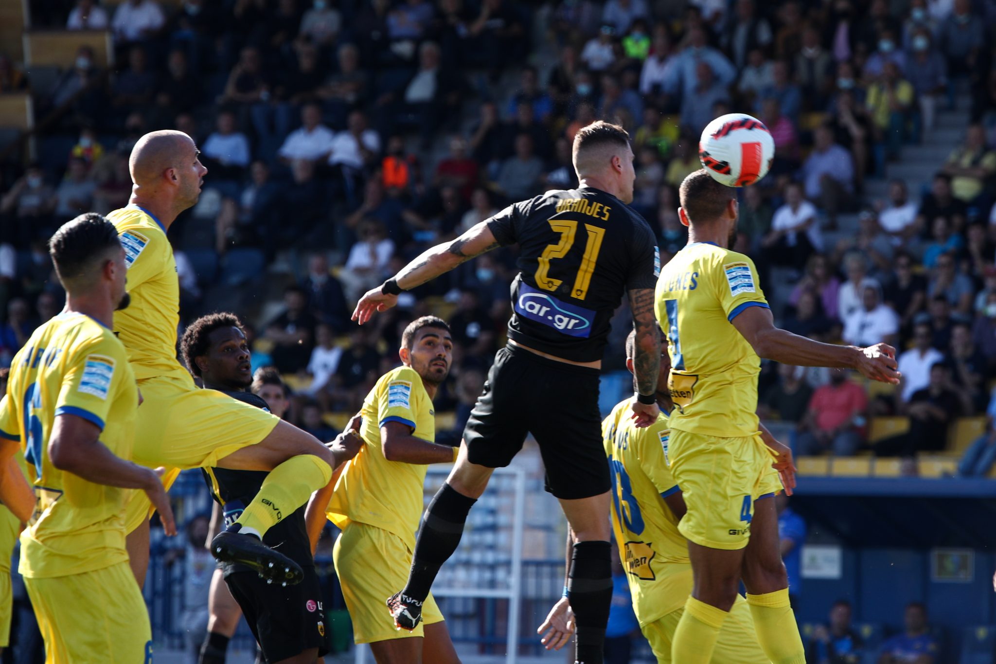 Κεφαλιά Βράνιες και 2-0 η ΑΕΚ (vids)