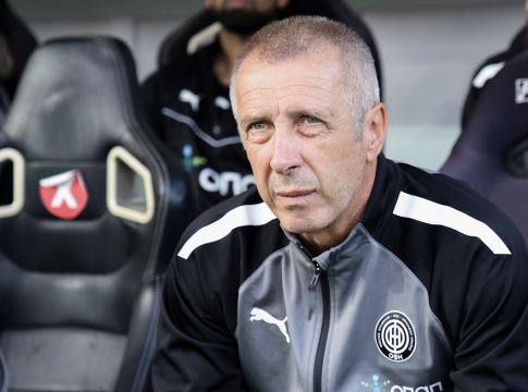 Νιόπλιας – «Θέλω να δω επιθετικότητα από τους παίκτες μου»