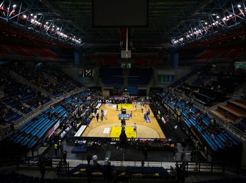 Μεγάλη ανησυχία στην ΑΕΚ – «Μπάζει» νερά το κλειστό στα Λιόσια (vid)