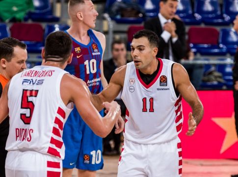 Είναι καιρός που φέρνει τον έναν στον άλλον κοντά