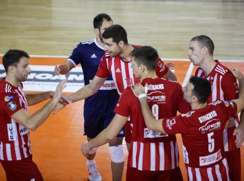 LIVE – Φοίνικας Σύρου – Ολυμπιακός 0-3 (Τελικό)