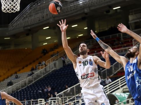 Παπαπέτρου – «Δουλεύουμε πάρα πολύ, θα βελτιωθούμε»