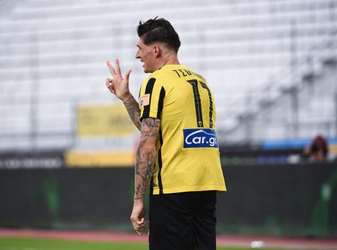 H γυαλάδα στο μάτι του Τσούμπερ…