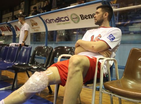 Ολυμπιακός – Αμφίβολος για τα ματς με Άλμπα και Φενέρ ο Παπανικολάου