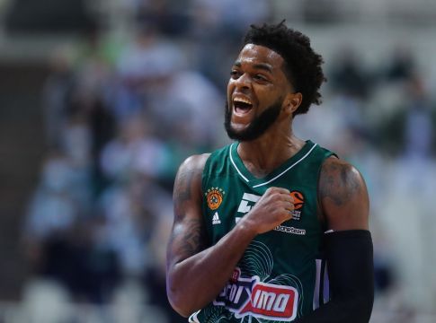 Μυθική εμφάνιση του Μέικον κόντρα στην Εφές