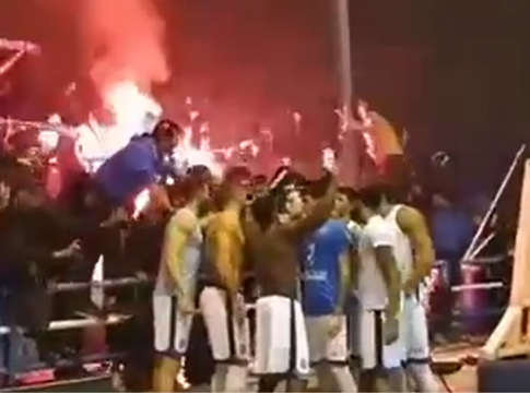 Ηρακλής – Οι οπαδοί αποθέωναν τους παίκτες μισή ώρα μετά τον αγώνα με τον Ολυμπιακό (vid)