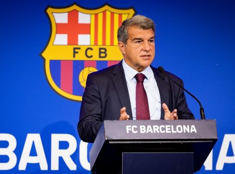 Λαπόρτα για Μέσι – «Η Μπαρτσελόνα είναι πάνω από όλους»