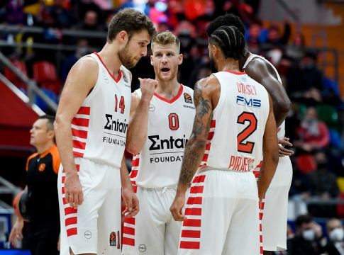 Ολυμπιακός – No άμυνα, no party