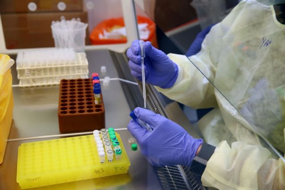 Ανοίγει ο δρόμος για εμβόλια κατά του καρκίνου – Τι λένε οι ιδρυτές της BioNTech