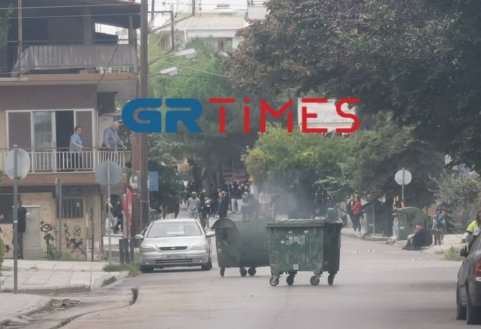 Θεσσαλονίκη – Νέα επεισόδια στο ΕΠΑΛ Ευόσμου – Στήνουν οδοφράγματα έξω από το σχολείο