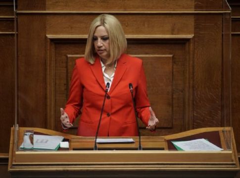 Δεν κατεβαίνει για πρόεδρος του ΚΙΝΑΛ η Φώφη Γεννηματά
