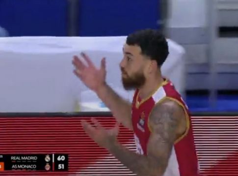 Απίθανο τρίποντο του Τζέιμς κόντρα στη Ρεάλ από το κέντρο (vid)