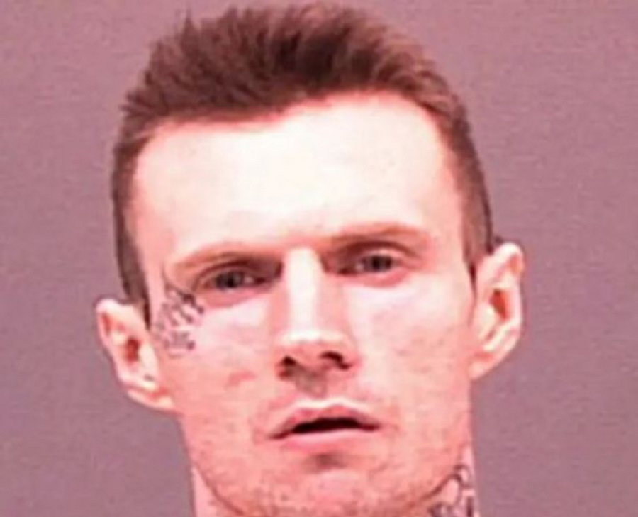 Συνελήφθη ο «πιο τρομακτικός εγκληματίας στον κόσμο»: Έχει καλύψει με τατουάζ το πρόσωπό του