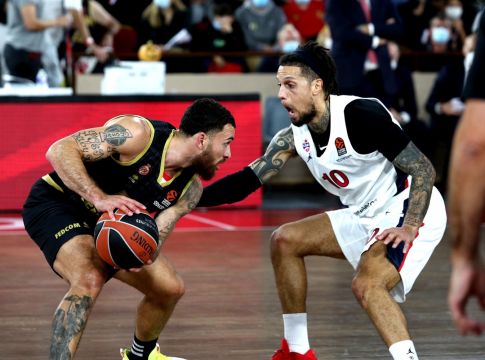 EuroLeague – Το show του Οκόμπο, το αρνητικό ρεκόρ της Ζαλγκίρις και η «εκδίκηση» του Τζέιμς