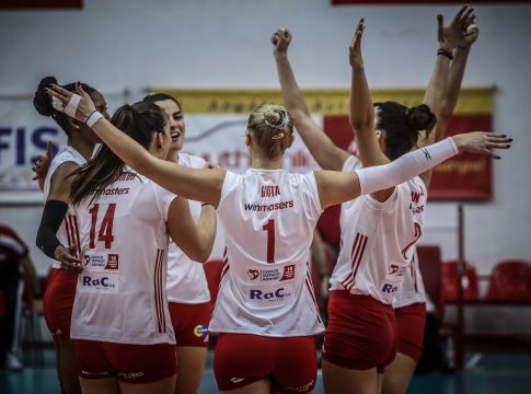 Ολυμπιακός – Αμαζόνες 3-0 – Άνετη πρεμιέρα για τις «ερυθρόλευκες»