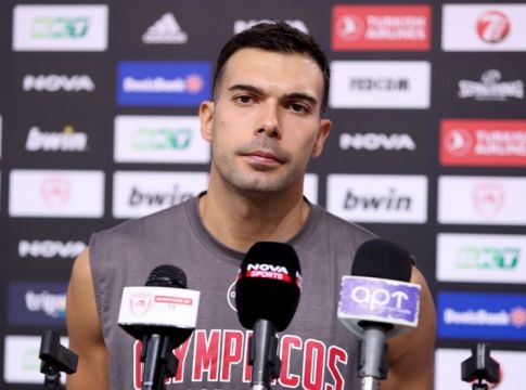 Σλούκας – «Πρέπει να κερδίσουμε ό,τι και να γίνει»