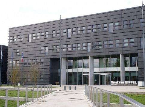 Γαλλία – Δεκάδες σπουδαστές πασίγνωστης σχολής καταγγέλλουν πως έπεσαν θύματα βιασμού – Σοκάρουν τα στοιχεία