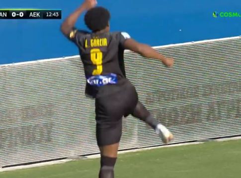 Σέντρα Μοχαμάντι, κεφαλιά Λιβάι και 1-0 η ΑΕΚ (vid)