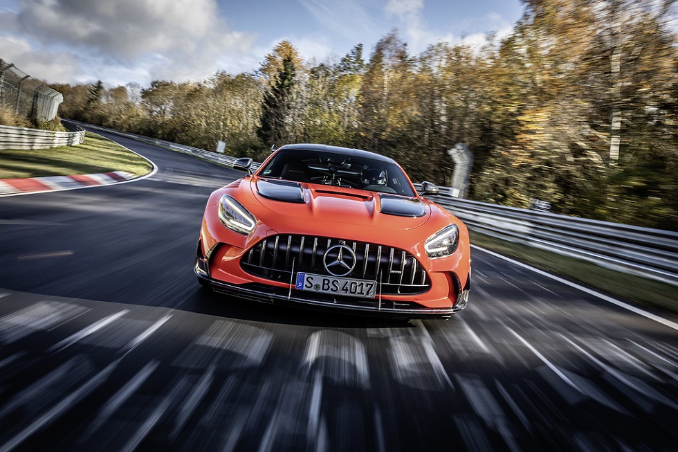 Aποκλειστικά coupe η νέα Mercedes-AMG GT