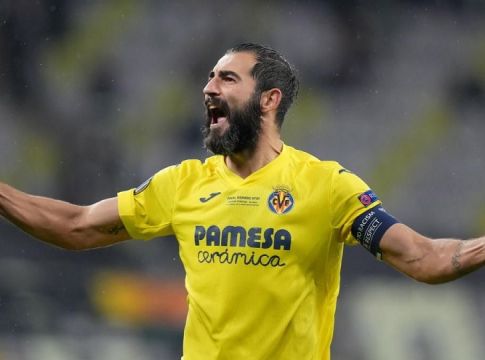 Βιγιαρεάλ – Παραμένει στο κίτρινο υποβρύχιο μέχρι το 2023 ο Αλμπιόλ