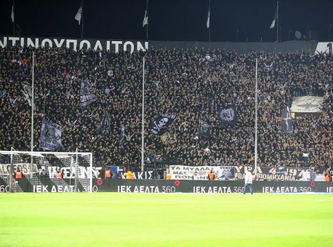 Απίστευτη τραγωδία – Νεκρός οπαδός του ΠΑΟΚ που κατέρρευσε έξω από την Τούμπα
