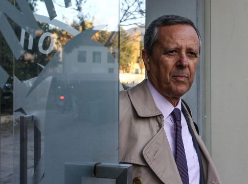 Ενας Μπαλτάκος και εννιά αργόσχολοι