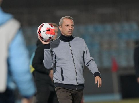 Μεταξάς – «Δεν έχουμε τον Λεβαντόφσκι για να χάσει ένα πέναλτι και να πετύχει χατ-τρικ»