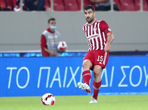 Αποχώρησε τραυματίας ο Παπασταθόπουλος
