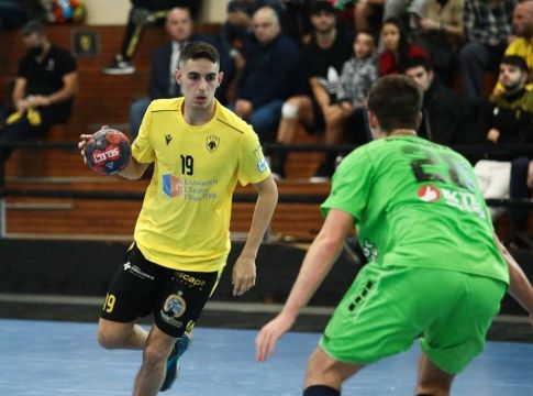 ΑΕΚ – Στη μεικτή Ευρώπης U-19 ο Κώστας Κοτσιώνης