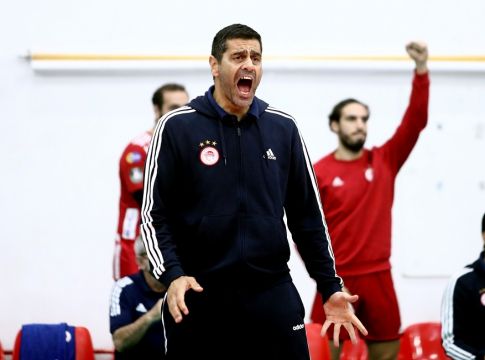Καζάζης – «Να πάρουμε την πρόκριση στη Θεσσαλονίκη»