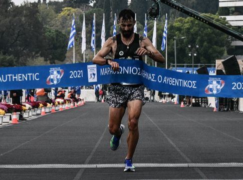 Βραβεύει τον Κώστα Γκελαούζο στο ματς με τον Βόλο ο Παναθηναϊκός