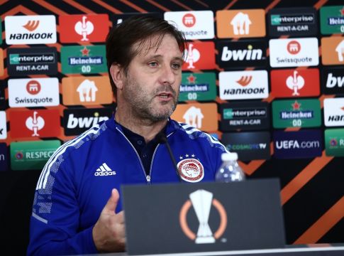 Μαρτίνς – «Όλοι είναι παρόντες και διαθέσιμοι – Θέλουμε να συνεχίσουμε στο Europa League»