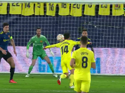 Ασύλληπτη επέμβαση του Ντε Χέα στο σουτ του Τριγκέρος (vid)