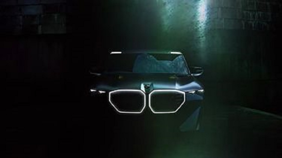 BMW Concept XM – Υπερ-μεγέθυνση