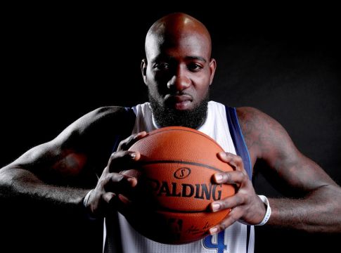 Κουίνσι Έισι – Αυτό ακριβώς που ήθελε ο Μπαρτζώκας (pics, vids)