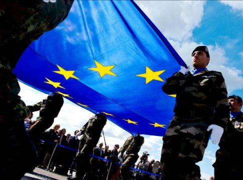 Το «βέρτιγκο» της Ευρωπαϊκής Ένωσης και η αναζήτηση «Στρατηγικής Πυξίδας»