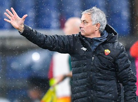 Μουρίνιο – Τα «έχωσε» στους παίκτες του