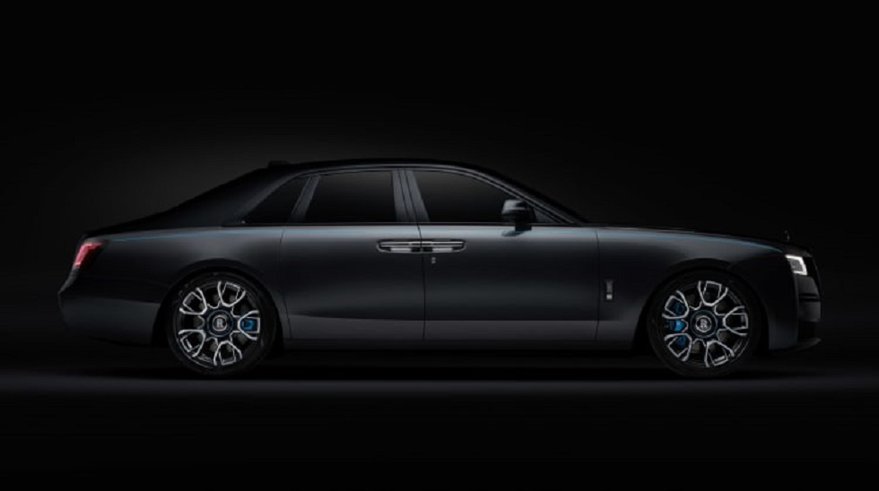 Rolls-Royce Black Badge Ghost – Από την σκοτεινή ύλη του σύμπαντος