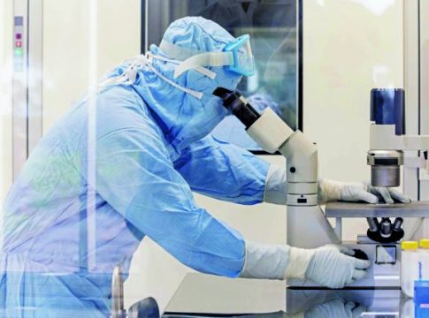 Πώς και πότε θα τελειώσει η πανδημία στην Ευρώπη – Τι απαντά κορυφαίο στέλεχος του ECDC