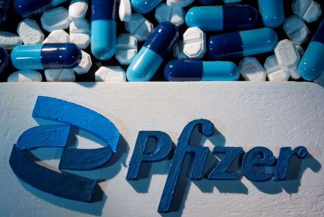 Σε συνομιλίες με 90 χώρες η Pfizer για το χάπι κατά του κορωνοϊού – Η τιμή, η παραγωγή και η διάρκεια θεραπείας