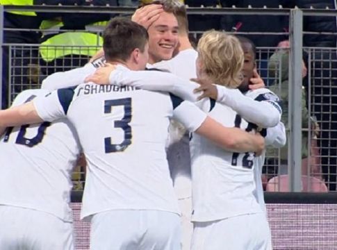 Σπουδαία νίκη για τη Φινλανδία που… βλέπει πλέι οφ (1-3)