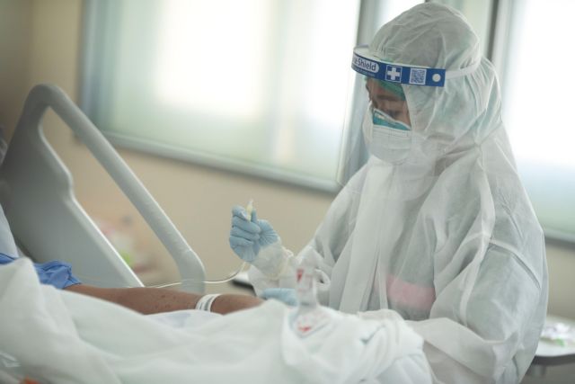 Μείωση των χειρουργείων έως 80% – Τι αναφέρει έγγραφο, τι απαντά η Μίνα Γκάγκα