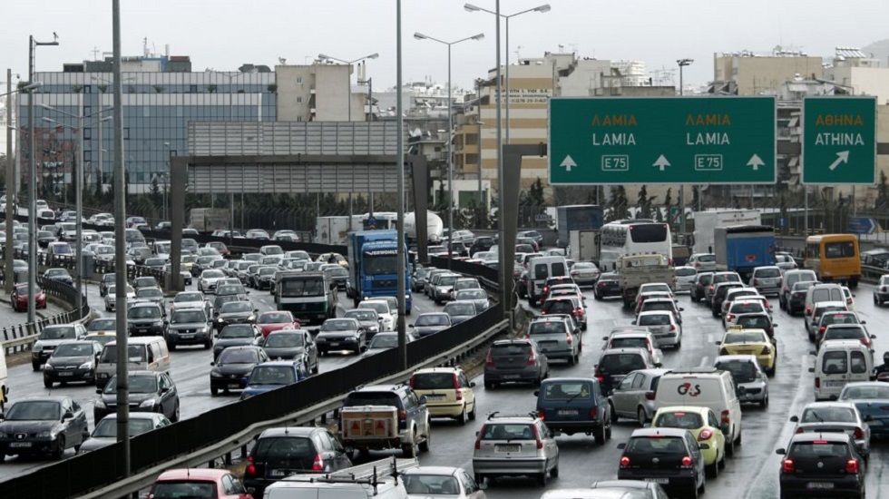 Κίνηση τώρα – Απελπιστική η κατάσταση στον Κηφισό – Ουρές χιλιομέτρων