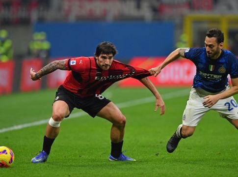 Μίλαν – Ίντερ 1-1 – Δεν άνοιξε το δώρο η Μίλαν…