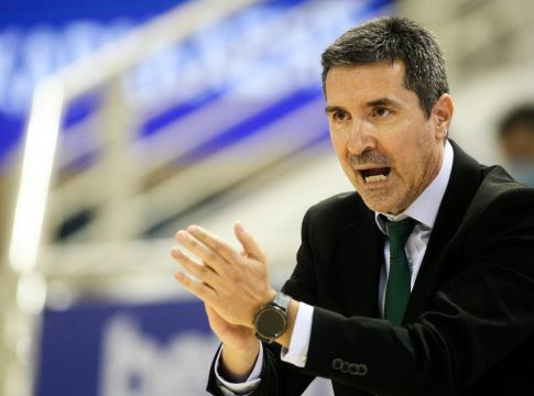 Πρίφτης: «Να μην… ξεζουμιστεί ο Γιόβιτς, έχουμε δύσκολο πρόγραμμα»