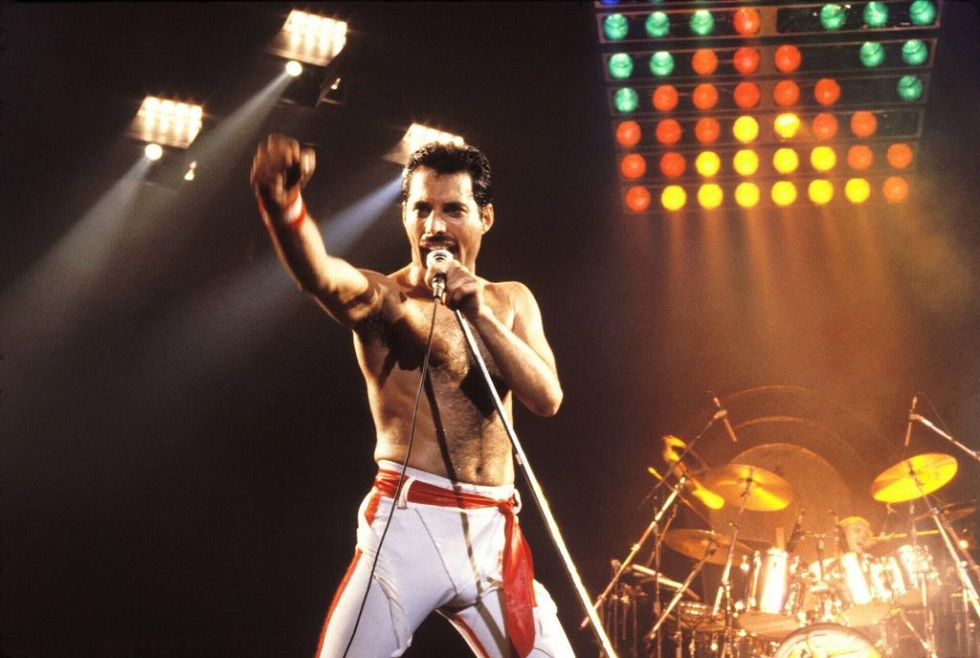 30 χρόνια χωρίς τον Freddie Mercury – 10 πράγματα που δεν ξέρατε για την ταραχώδη ζωή του